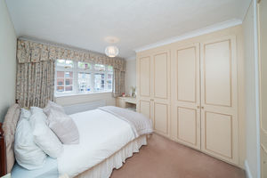 BEDROOM- click for photo gallery